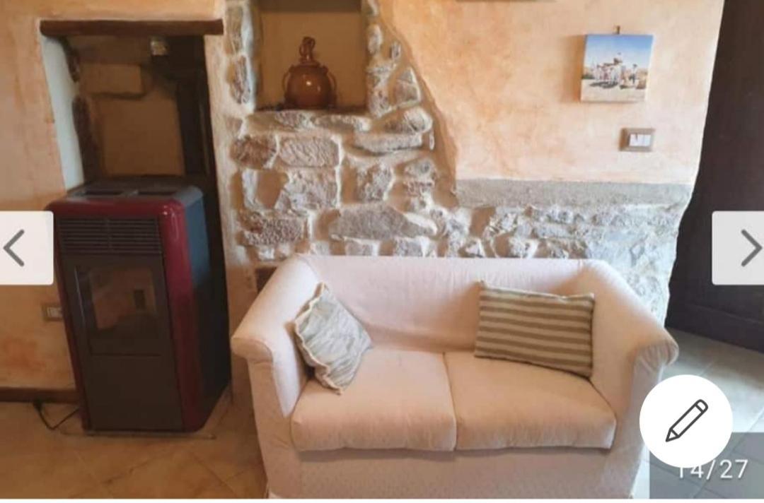 דירות Caprese Michelangelo La Casina Di Caprese מראה חיצוני תמונה